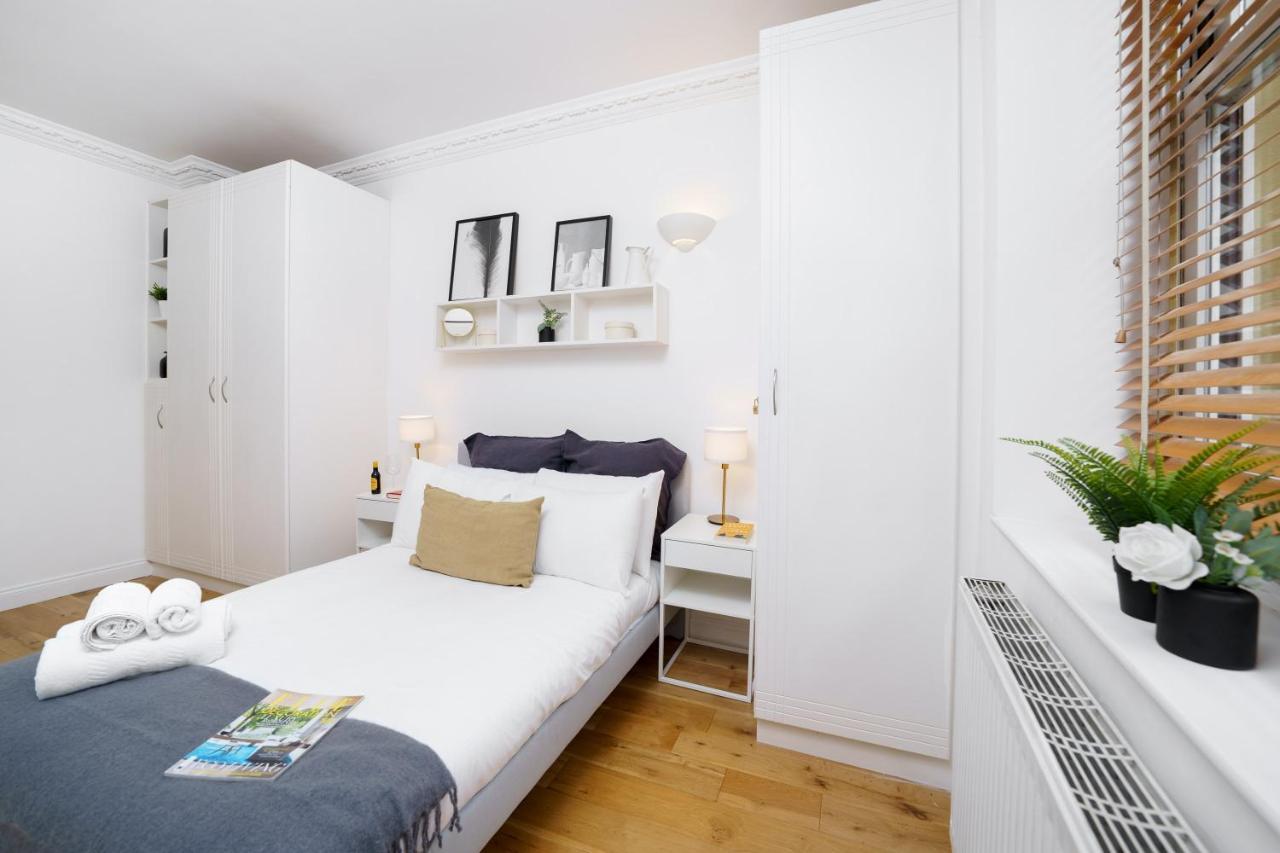 2 Bedr, 3 Beds, 1 Bath Thames, Trafalgar Sq London Exterior photo