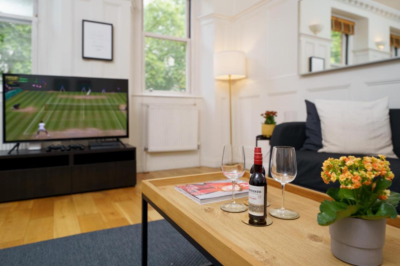 2 Bedr, 3 Beds, 1 Bath Thames, Trafalgar Sq London Exterior photo