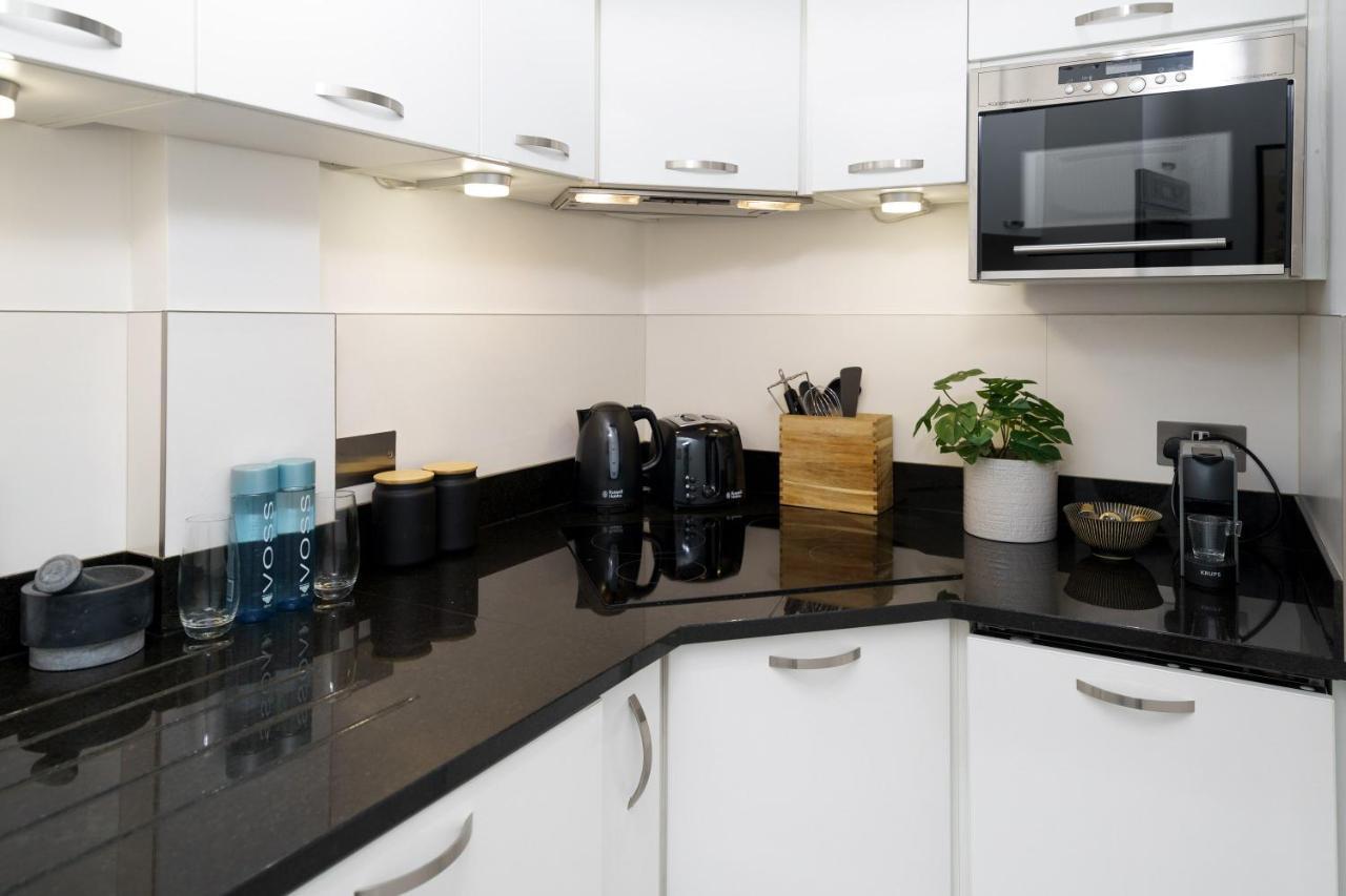 2 Bedr, 3 Beds, 1 Bath Thames, Trafalgar Sq London Exterior photo